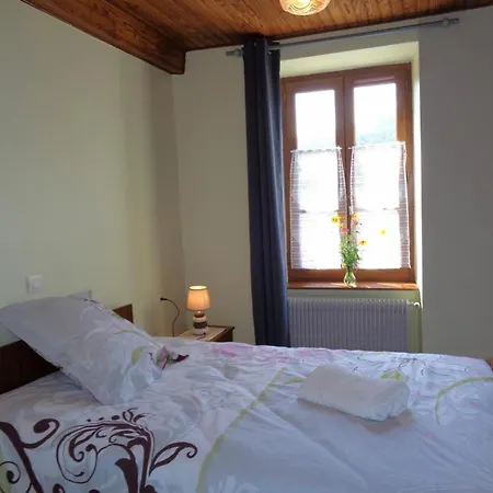 Holiday home A La Ferme Avec Terrasse, Proche Loire, Allier, Puy De Dome, Animaux Bienvenus - Fr-1-496-235