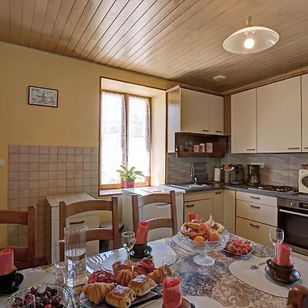 à La Ferme Avec Terrasse Et Animaux Admis - Fr-1-496-235 Séjour à la campagne Saint-Marcel-dʼUrfé